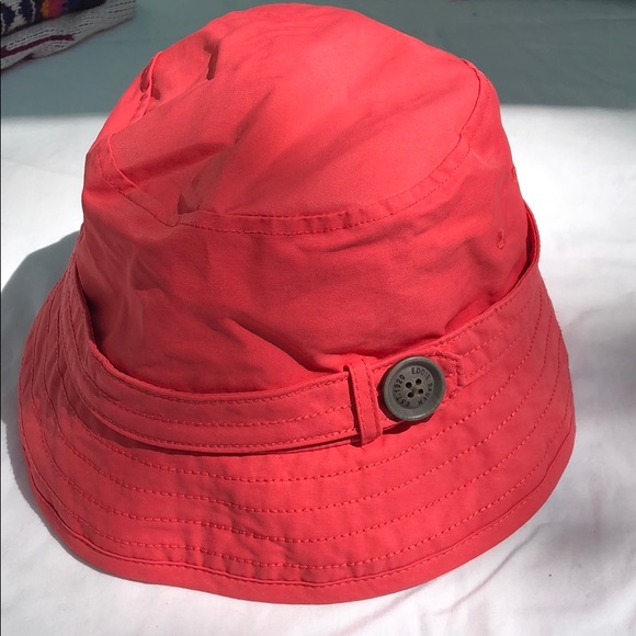 Eddie Bauer Bucket Hat 